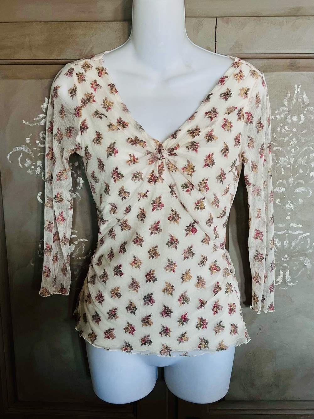 NWOT NINE WEST GATHERED FRONT MESH TOP S
